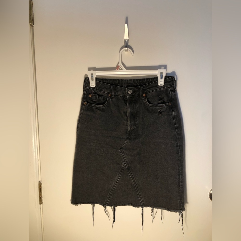 H and M, size small, charcoal black denim skirt